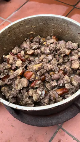 Hôm nay Hà Nội lại mưa 😂😂😂😂