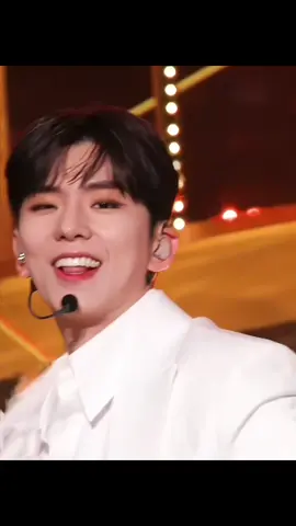 1 to the 2, 3 to the 4, 5 to the 6, 7 to the 8, shake til it vibrate #monstax #kihyun #kpop #kpopers #monbebe #fypシ #foryou 