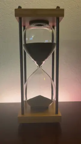 Enjoying life counting time. #time #relax #hourglass #clock #ambient #sleep #night #nighttime #sandclock 
