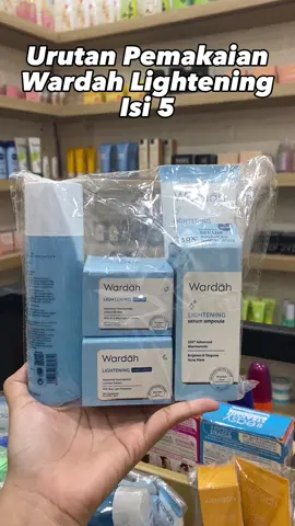 Urutan pemakaian wardah lightening series ✨💫 #fyp #88pestalokal #viral #racuntiktok #racunbelanja #haultiktok #tiktokhaul #fypシ #wardah #wardahskincare 