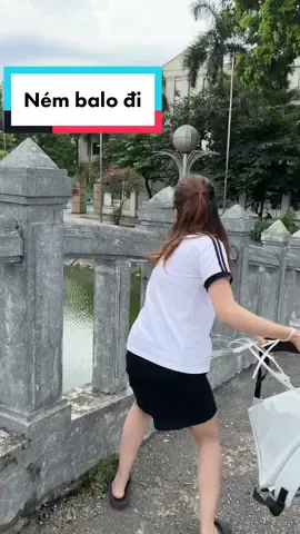 Con balo khổng lồ giá có hơn trăm cành thôi mọi người ơi #maprick #balo #balodihoc #balokhonglo 