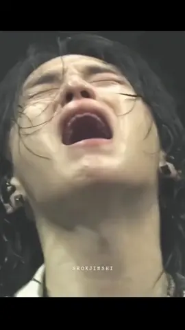 YOONGI CRYING 😭😭 #suga #yoongi 