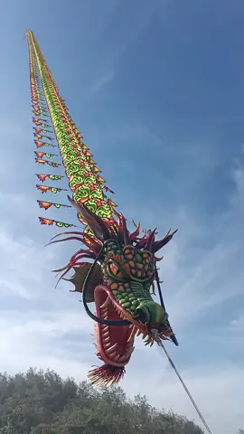 Layang2 naga hiasi langit Pantai Ketawang✨ 📍Purworejo Kite Fest  #pantaiketawang #festivallayanglayang2023 #purworejo #jateng #indonesia #2023 #trending #fypシ 