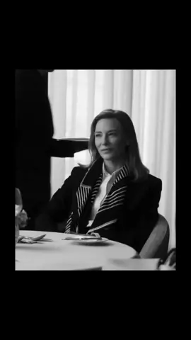 Good girl. #cateblanchett #lydiatar #tármovie #middleagedactresses #ninahoss 