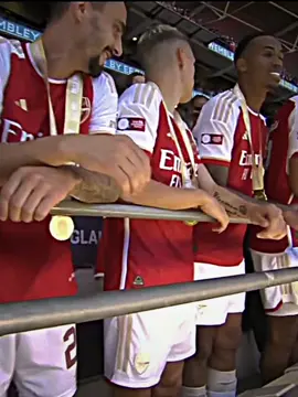 arsenal win a trophy 😍😭 • #arsenal #manchestercity #mancityvarsenal #trophylift #communityshield #finaltoday #footballtoday #fyp 