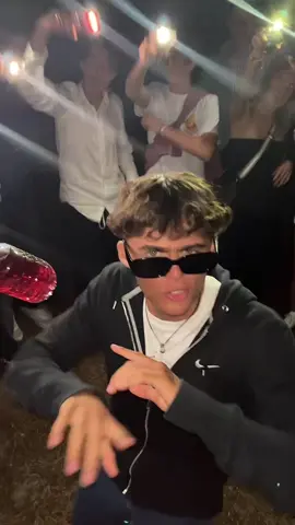 On lance la trend 🕺✨ #larzize 