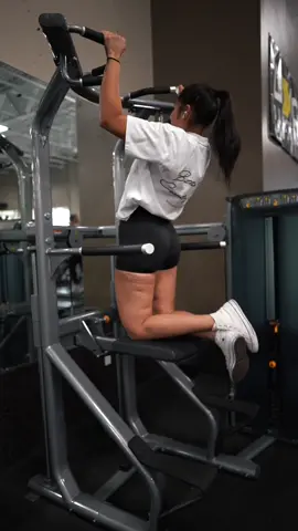 Back day gainzzzz  #GymTok #bodybuilding #bodybuilder #fcpx #a7iii #sonyalpha #Fitness #boise #darcsport #fitnessmotivation #gymrat #gymsharkwomen #powerlifting #backday #weightloss  #summershred #youngla #gymshark 