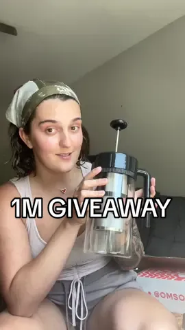 🔗 in b!0 for official giveaway rules 💖 #giveaway #izeatz #1million 