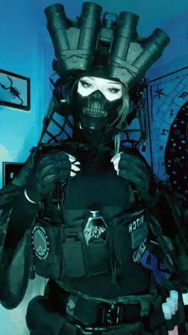 This is what it would be like if I could actually make eye contact with people while they spoke to me #cod #callofduty #callofdutycosplay #callofdutyoc #tactical #tacticalgear #tacticalcosplay #airsoft 