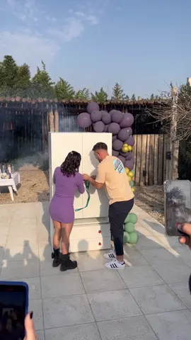 Pia Amelia 💗💜 te amamos mucho @Nacho pelizzari #revelaciondegenero #beba #nena #sorpresa #emocion 