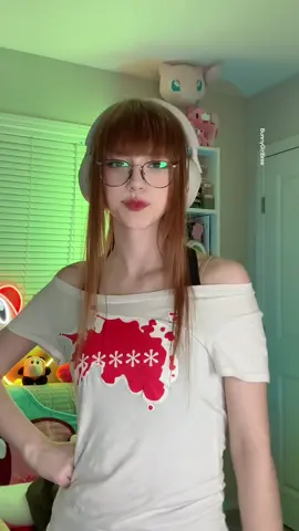 IM LIVE gaming with some of the digital kittens <3 #cosplay #futaba #gaming #foryou 