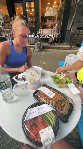 This is your sign to get citarellas and eat it outside somehwere in nyc. Also culture was underwhelming #citarellanyc #culture 
