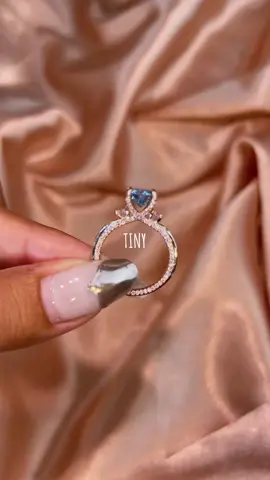 #QueenouJewelry #moissanitering #fashionjewelry #trendingjewellery 