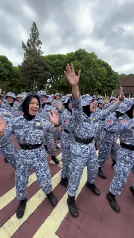 Joget lageee #smatarunanusantara #belanegara #badiklatbelanegara #pusdiklatbelanegara #kementerianpertahanan 