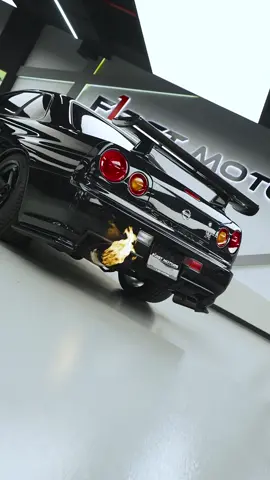 Spitting flames 🔥 Nissan Skyline GT-R R34 🖤 #viralvideo #foryoupage #fyp #nissangtr #carsoftiktok #jdm 