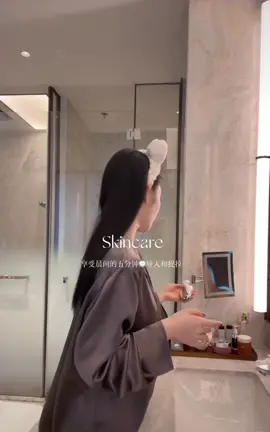 ✨✨✨ chinese skincare routine <3 ✨✨ ID: aiyang66 #skincare #skincareroutine #skincaretips #SkinCare101 #skincareasmr #skincareproducts #skincareviral #bodycare #bodycareroutine #bodycareproducts #bodycaretips #bodycareviral #nightroutine #nightroutineskincare #nightroutinecheck #nightroutinevibes #nightroutines #nightroutineaesthetic #nightroutineasmr #showerroutine #bathroutine #beautyhacks #beautytips 