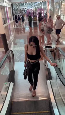 Shopping Time🖤