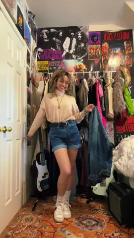 what do we think about the double denim trend in the 80s?! 📼🛼📺 #80s #grwm #OOTD 