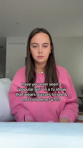 slowly learning to love my glasses💕 #girls #relatable #glasses 