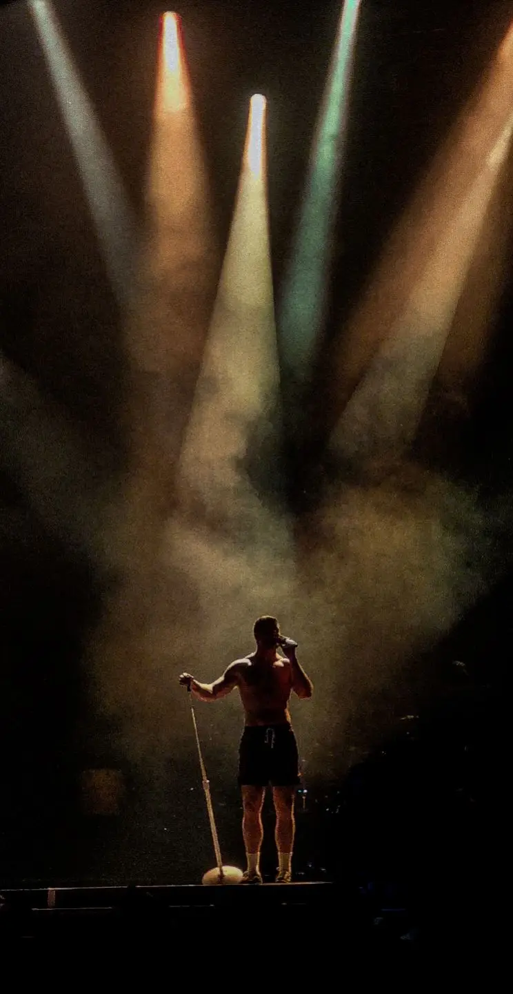 some humble pictures I took at 💫THE concert💫 never gonna forget this moment💖  #danreynolds #untoldromania #imaginedragonsuntold #imaginedragonsromania  #imaginedragons #concert #festival #untold #romania #fy 