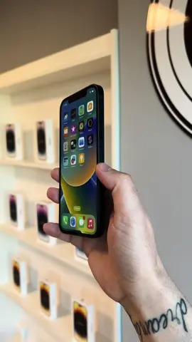 Iphone 12 64gb preto seminovo Tudo funciona perfeitamente #apple #iphone #iPhoneVideo 