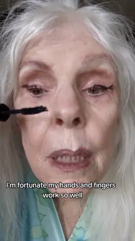 Getting ready for my nieces party. Here we go! 