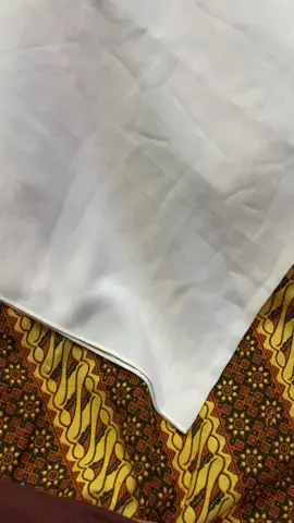 Hi,sister.gimana udah gak sakit lagi ya?katanya mau pergi berobat kok pas kamu pulang ke rumah tinggal jenaza kamu aja sih😭.jujur aku seperti bermimpi karena kamu pergi begitu cepat masih banyak impian yang belum kamu laksanakan.kakak tau gak besok ultah kakak loh jadi kepergian kakak hsri ini kado untuk kita semua ya😭.sakit banget kakak pergi membuat semua oleh merasakan sakit yang sangat dalam.Tapi sekarang kakak udah sembuh ya di sana bersama tuhan.selamat tinggal kakak cantik dan selamat beristirahat dengan tenang🥀#restinpeace 