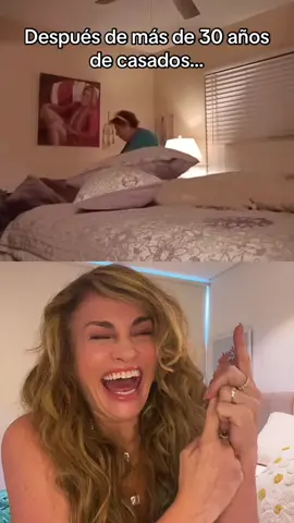#dúo con @Monica Ortega💚 #misuegra 30 años de casada!😂😂😂 La ame!😂💕 Que opinan? #auracristinageithner #matrimonio #30anosdecasada #realidad #humor #funny #verdades #fpy #foryou #parati #people #vidareal 
