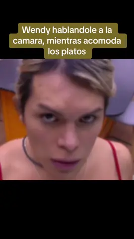 Ya no halla que hacer 😂 #wendyguevara #lacasadelosfamosos #teaminfierno #lcdlf 