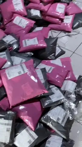 Semangat Senin ✨#sologrosirmurah #fyp #fashion #gamiscantik #tiktokstyle #bajuwanita