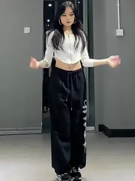 These pants are perfect for my dancing #pants #dance