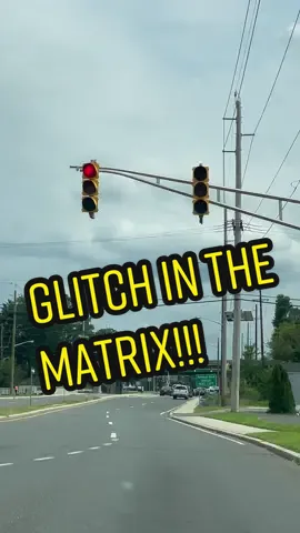 🚦 😧 #traffic #conspiracy #light #matrix #glitch #scary #world#TransformersVoices 