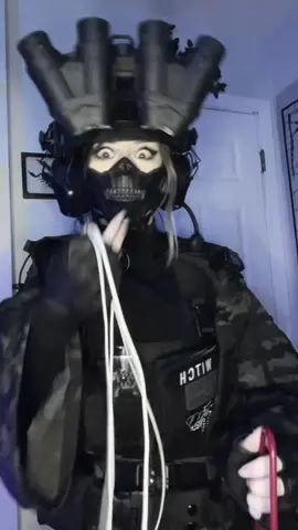 okay like? how was i supposed to know that #cod #callofduty #callofdutycosplay #callofdutyoc #tactical #tacticalgear #tacticalcosplay #airsoft 
