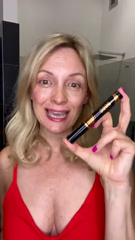 #hirdetés Ki próbálta már a Max Factor új 2000 Calorie Pro Stylist szempillaspirálját? #dmmagyarorszag #maxfactor 