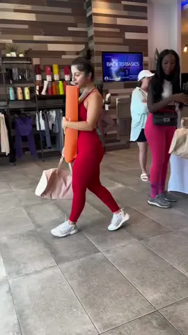 We had an amazing yoga class at Yoga Joint Midtown Miami as a part of our Wellness Awaits event!🧘🏽‍♀️🙏🏼 Thank you to all our Miami friends that came to hang out with us!!🫶🏽☺️ #IMAGEskincare #WellnessAwaits #yogaclass #holistichealth