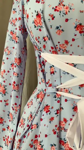 Elvira — 42,40€ Confectionnée en Russie pour vous embellir 💕 #cottagecoreoutfits #vintagedress #lacesdress #robefleurie #femmemusulmane #shopping 
