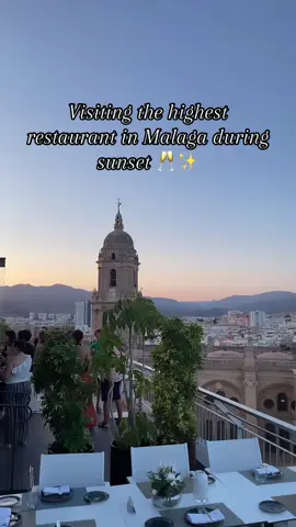 Malaga Rooftop Bar 🤩 #malaga #spain #sunset #restaurant #view 
