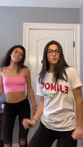 charli and dixie old video #foryoupage #charli #charlirare #fyp #charlioldvideos #charli2019 #charlidamelio 
