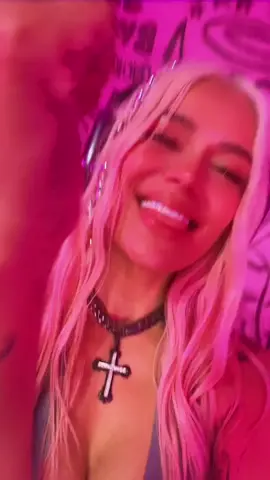 OKI DOKI 🦈🖤🎀 BICHOTA SEASON 