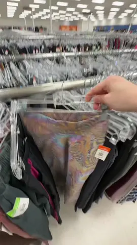 But does she lie?? 🤔 #thrifting #bloompartner 