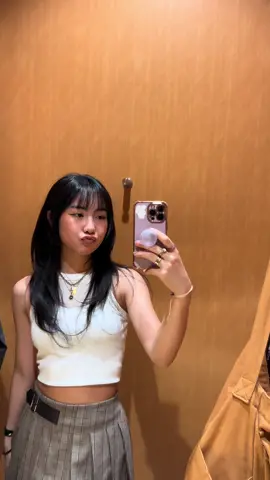 come w me to get my hair done in harajuku ! #harajuku #haircut #layers #tokyo #nomisvlogz #hair 