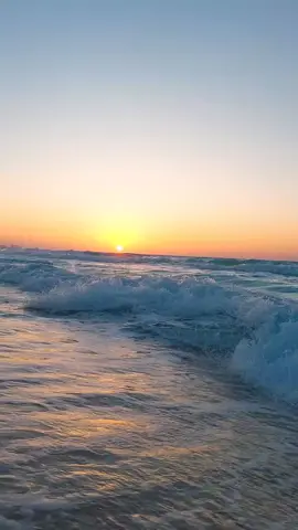 #explore #اكسبلور #الساحل_الشمالي #الساحل  #البحر_الأبيض_المتوسط #إسكندرية #مصر #تصويري #تصوير #اسكندريه #فيديو #فيديوهاتي #غروب #غروب_الشمس #غروب_الشمس_تصويري #بحر #elsahel #north_coast 