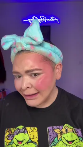 the red paint rlly said “👋” 😭😭😭