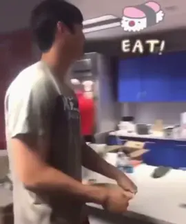 お寿司待ちの翔平さん🍣🍴 #大谷翔平 #shoheiohtani #fypシ #foryou #ohtani #ohtanishohei #ohtaniedit #오타니쇼헤이 #大谷翔平ファン集まれ #losangelesangels 