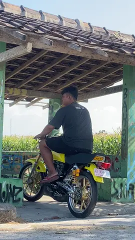 Ceksound full mitasi  #rxking #rxkingbleyer #rxkingviral #rxkingspekblayer #2takloversindonesia #rxkingindonesia #rxkingviraltiktok #rxkingnusantara #yamaharxkingindonesia 