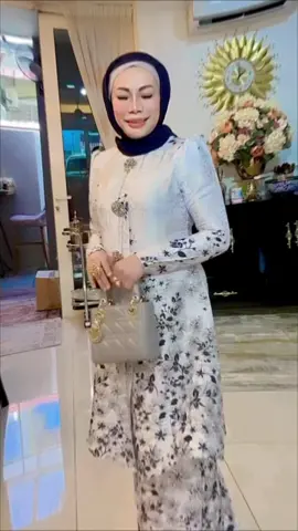 Yeay bag kuning dah ada ,, jom order 👆👆