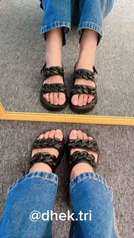 sebagus itu ,kalian wajib co guys😍🥹🥹🥹#sandalwanita #OOTD #sandalootd #sandalkoreanstyle 