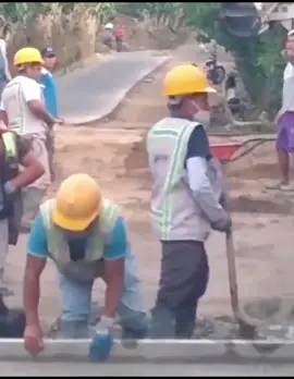 เจอเจ้าถิ่นไปเป็นไงล่ะตาค้างกันหมด#ตลกขำๆ #คลายเครียดกันหน่อย #มีคลิปอัพเดทใหม่ทุกวัน 