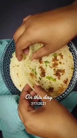 Semolina Roti is an Indian flat bread made from semolina (soji). This roti is amazingly soft & delicious, in fact they remain shockingly delicate for quite a while as compared to a normal wheat flour roti & can be eaten with almost any meal. Full recipe is on eatmeerecipes.co.za #eatmeerecipes #onthisday #semolina #semolinaroti #roti #chapatti #flatbread #durbantiktok #recipesoftiktok #recipes #rotirecipe 