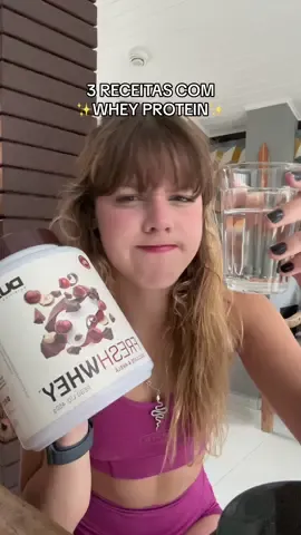 3 RECEITAS RIDÍCULAS DE FÁCIL COM WHEY😎🏋🏼‍♀️💪 sempre usando @DUX Nutrition Lab  a gente tem 15% de desconto usando o cupom 🏷️GIOAGUILERA  1ª RECEITA:  - 1 scoop de whey (usei baunilha) - água até virar um creminho - uva verde ou outra fruta - 2 quadradinhos de chocolate meio amargo 2ª RECEITA:  - 50g de milho - 1cc de manteiga  - 1 scoop de whey (usei de coco) - 1cs de leite em pó desnatado  - água até virar um creminho 3ª RECEITA:  - 200ml de leite desnatado - 1 scoop de whey (usei o fresh whey de chocolate e avelã)  - cereal de sua preferência  - #receitafit #receitasaudável #receitaproteica #FitTok #GymTok #wheyprotein #vidasaudavel #Fitness #emagrecimento #ganhodemassamuscular 